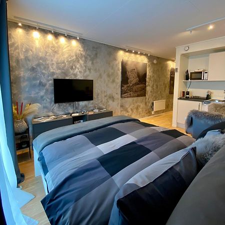 Appartamento Experience A Cozy Getaway Near Pulpit Rock-A Unit Jørpeland Esterno foto